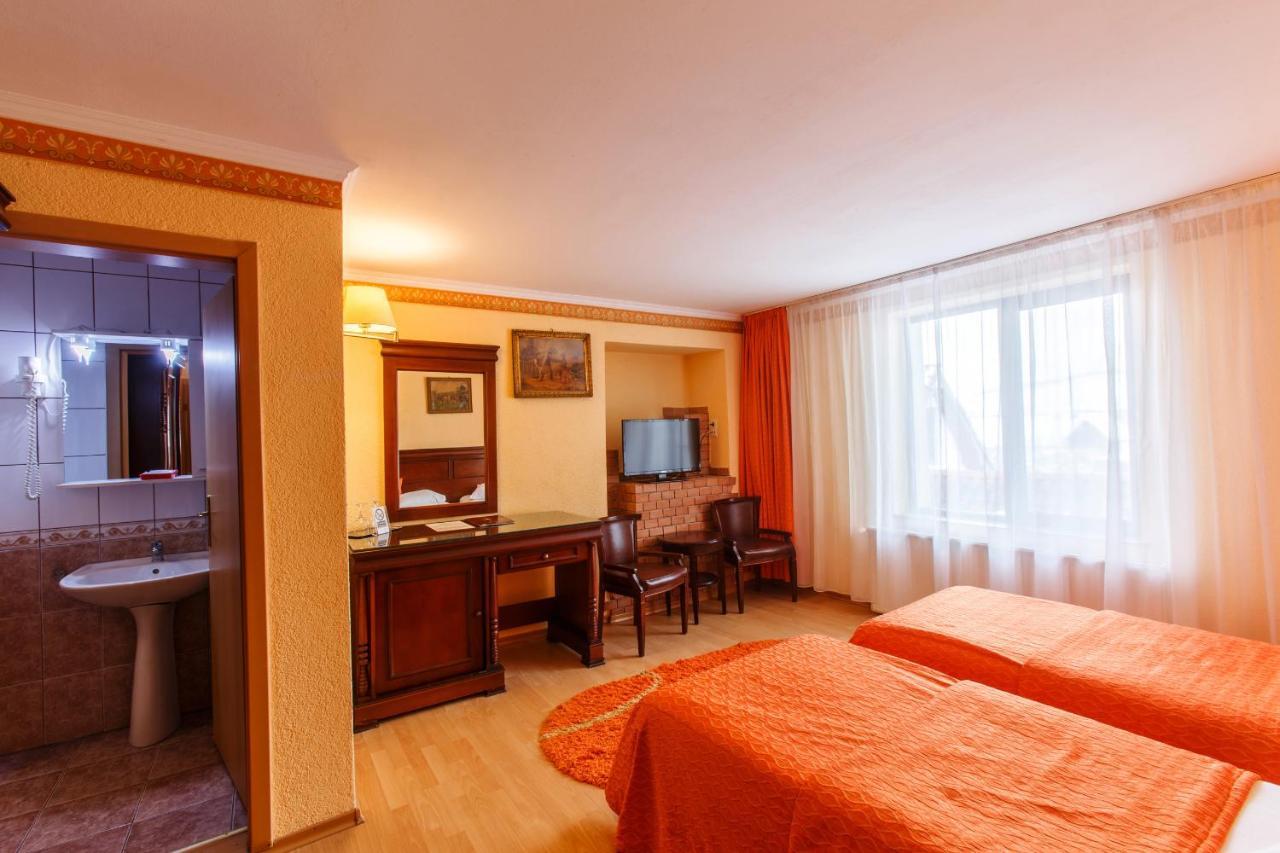 Domeniul Dracula Daneș Hotel Exterior foto